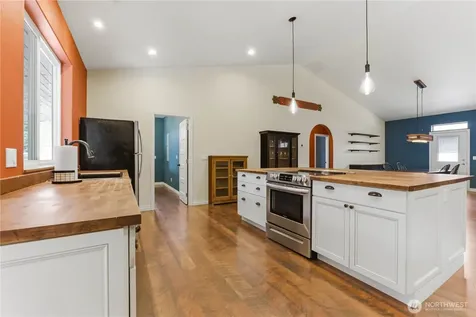 5119 Regan Road Cashmere WA 98815