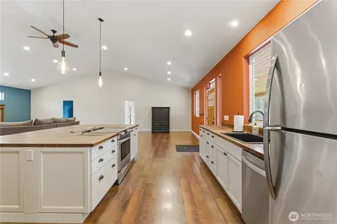 5119 Regan Road Cashmere WA 98815