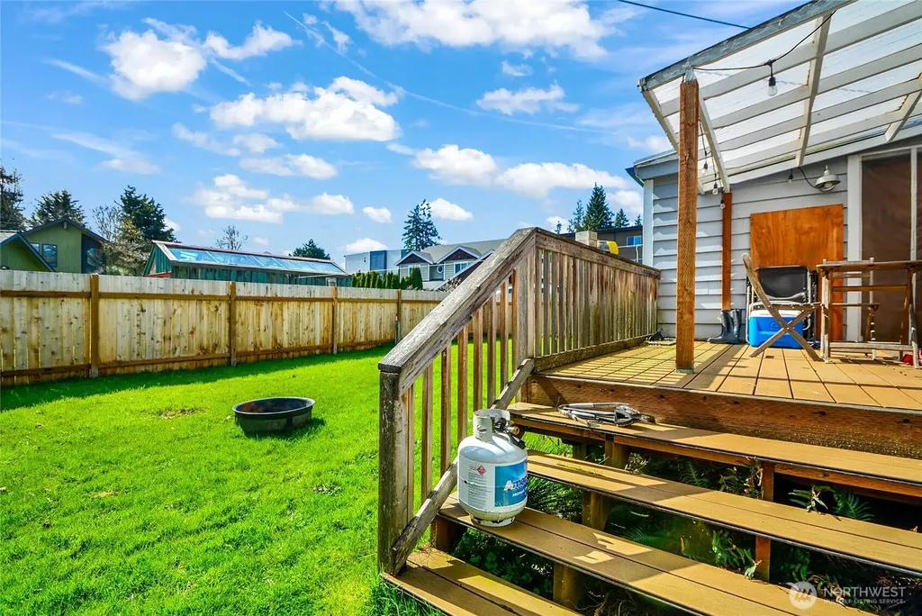 14807 50th Avenue W Edmonds WA 98026