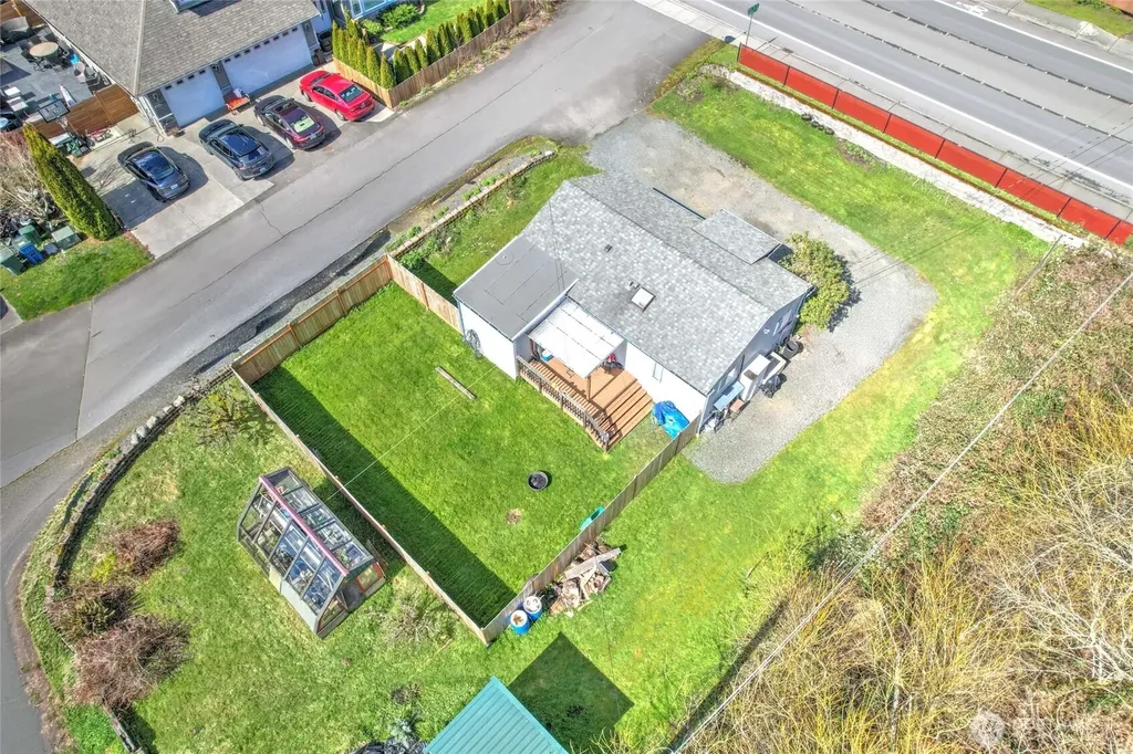 14807 50th Avenue W Edmonds WA 98026