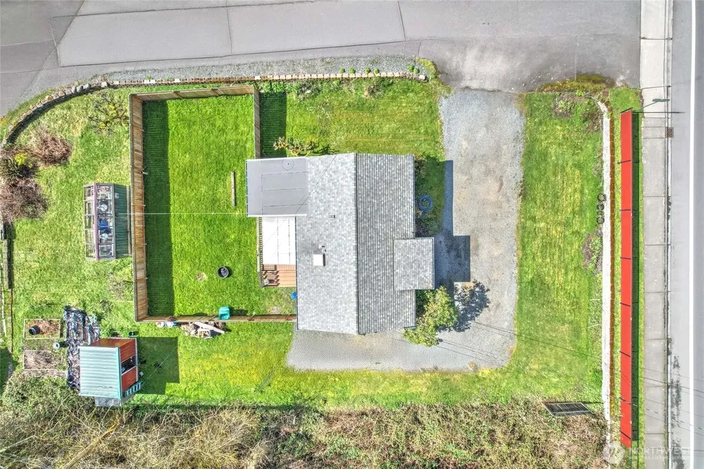14807 50th Avenue W Edmonds WA 98026