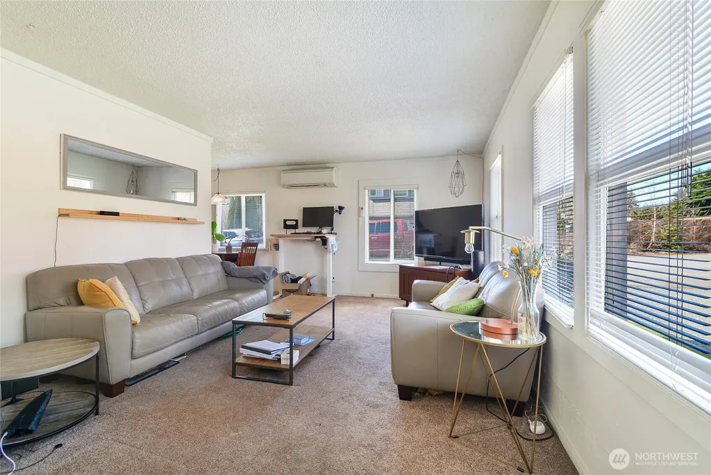 14807 50th Avenue W Edmonds WA 98026