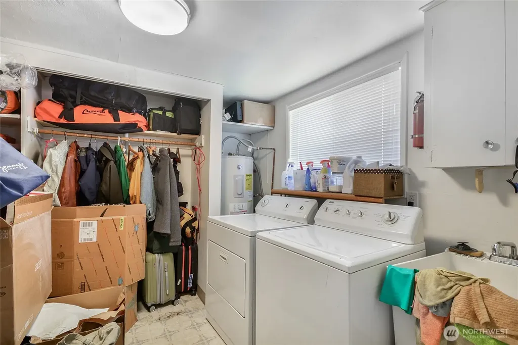 14807 50th Avenue W Edmonds WA 98026