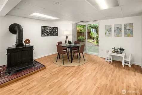 13730 SE 20th Street Bellevue WA 98005