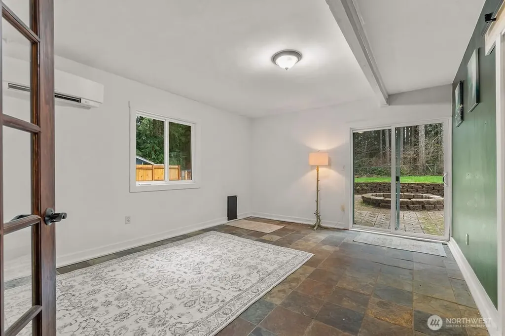 13816 Easy Street NW Gig Harbor WA 98329