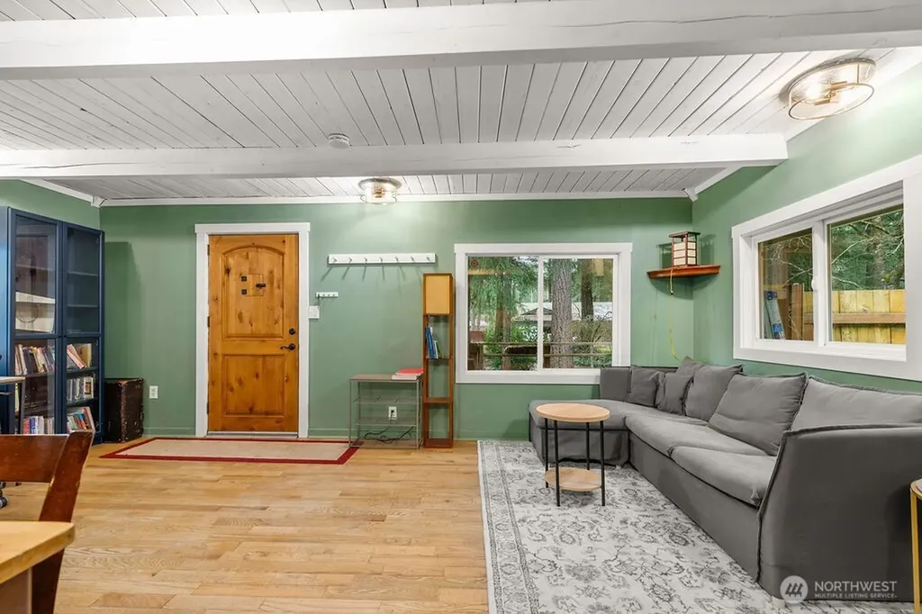 13816 Easy Street NW Gig Harbor WA 98329