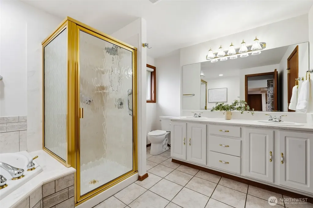 2623 S Kellog Street Kennewick WA 99338