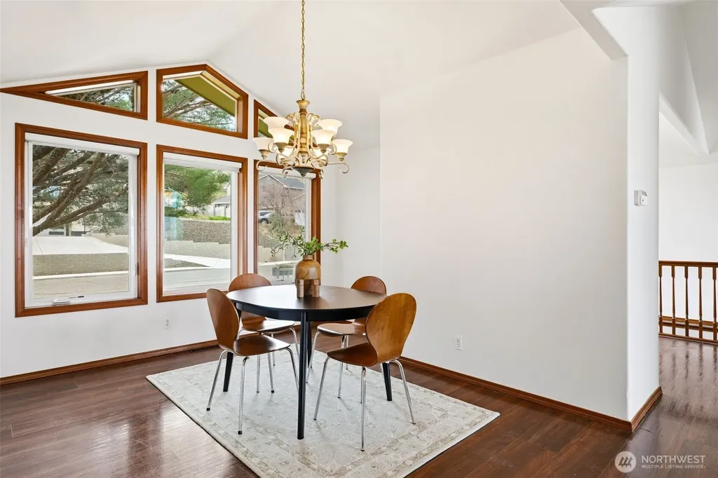 2623 S Kellog Street Kennewick WA 99338