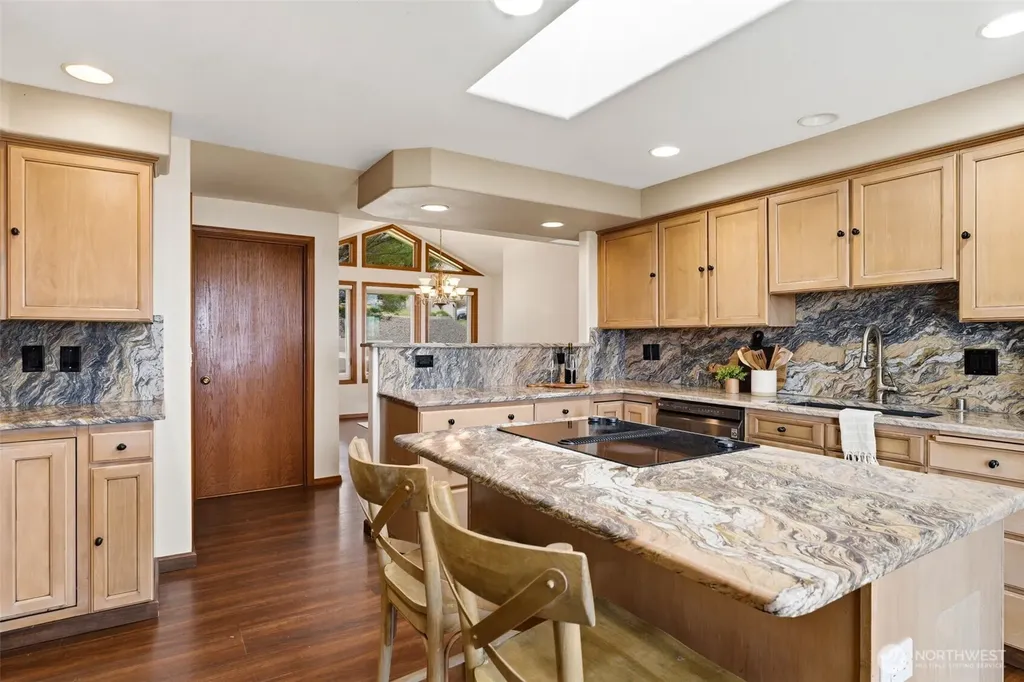 2623 S Kellog Street Kennewick WA 99338