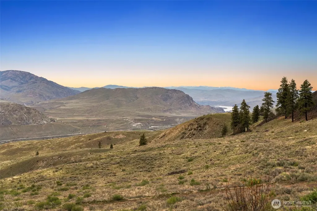 1 Pine Bluffs Lane Orondo WA 98830