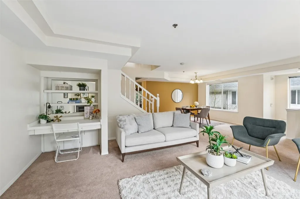 16219 Northup Way Bellevue WA 98008