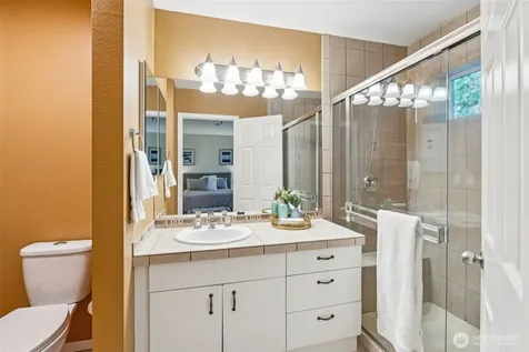 16219 Northup Way Bellevue WA 98008