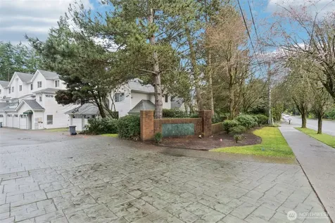 16219 Northup Way Bellevue WA 98008