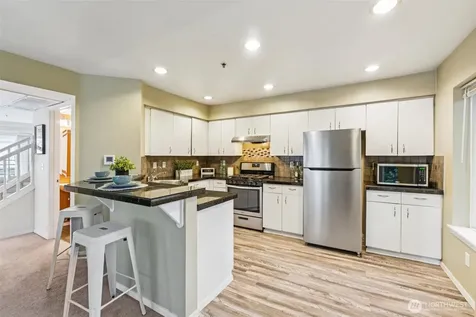 16219 Northup Way Bellevue WA 98008