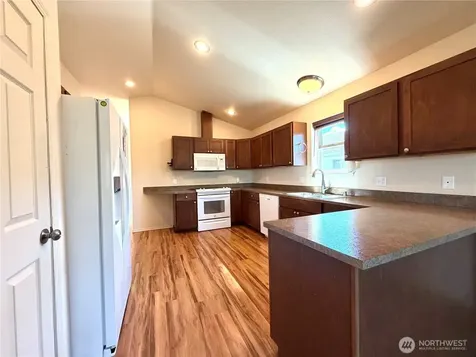709 Paintbrush Lane Omak WA 98841