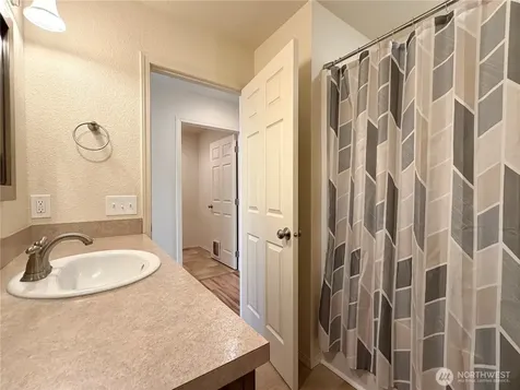 709 Paintbrush Lane Omak WA 98841