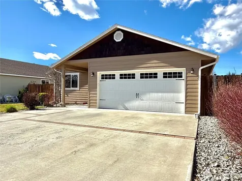709 Paintbrush Lane Omak WA 98841