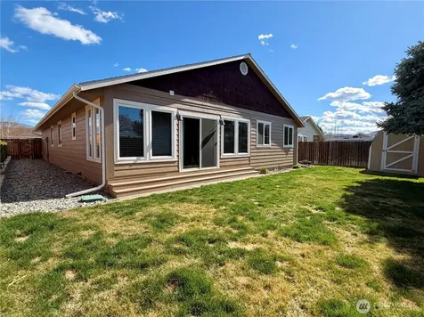 709 Paintbrush Lane Omak WA 98841