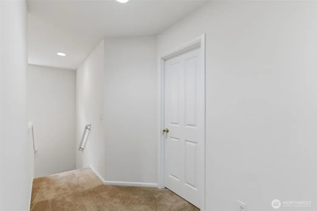 4244 E Roosevelt Avenue Tacoma WA 98404