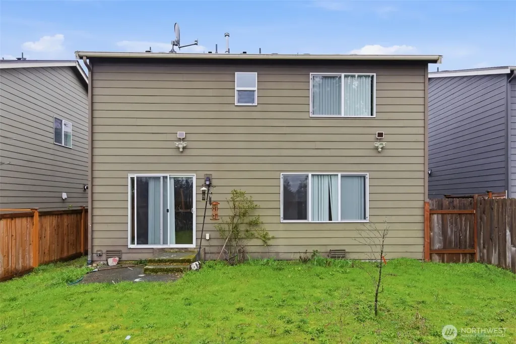 4244 E Roosevelt Avenue Tacoma WA 98404