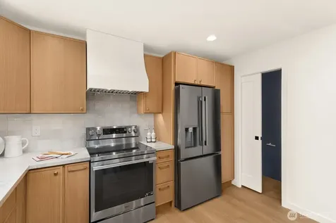 7340 B 40th Avenue NE Seattle WA 98115