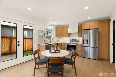 7340 B 40th Avenue NE Seattle WA 98115