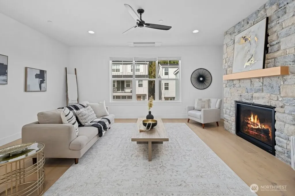 16 160th Place SE Bothell WA 98012