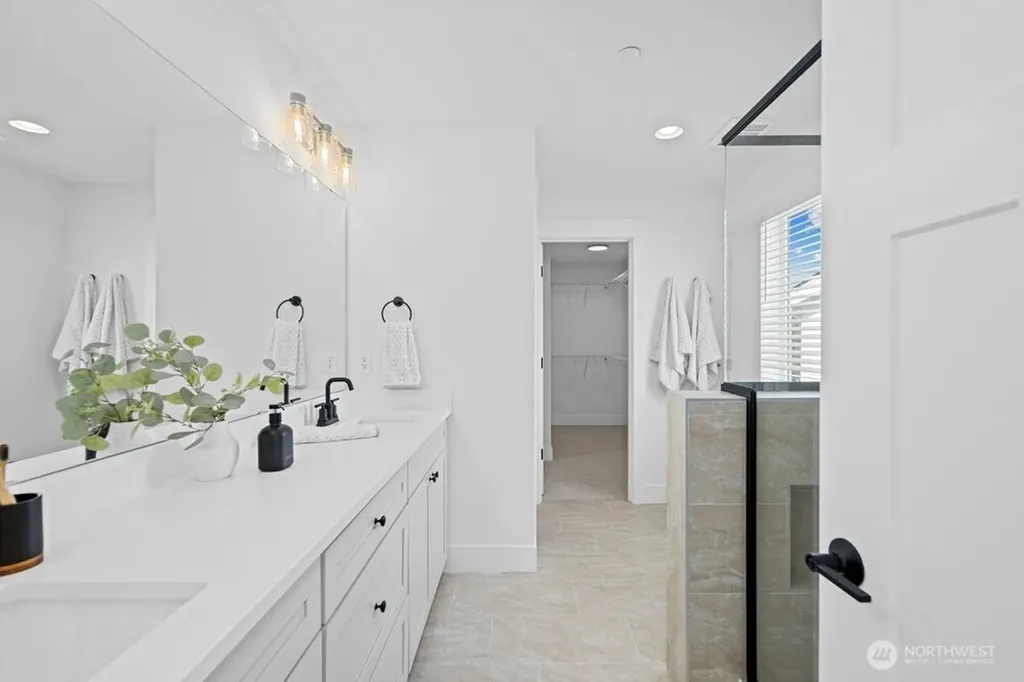 16 160th Place SE Bothell WA 98012