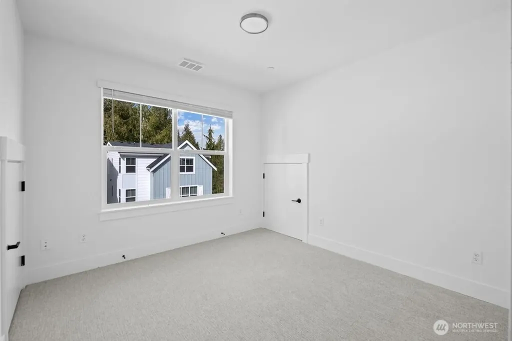 16 160th Place SE Bothell WA 98012