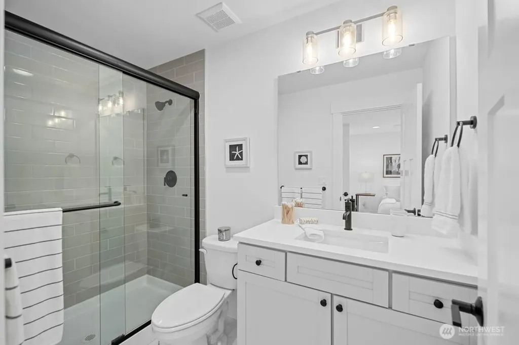 16 160th Place SE Bothell WA 98012