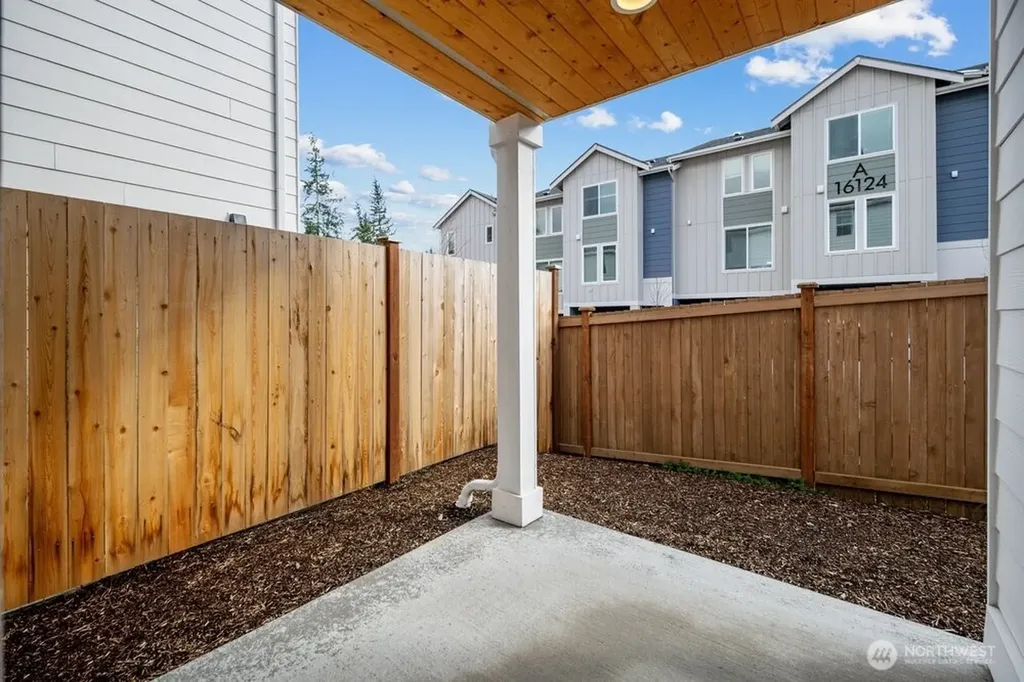 16 160th Place SE Bothell WA 98012