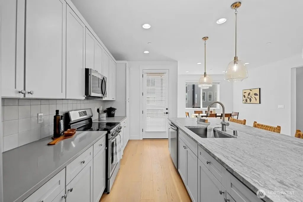 16 160th Place SE Bothell WA 98012