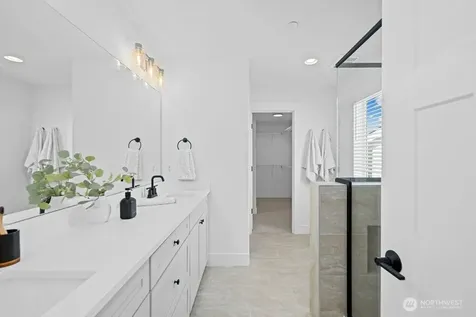 16 160th Place SE Bothell WA 98012