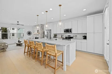 16 160th Place SE Bothell WA 98012
