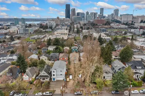 333 17th Avenue Seattle WA 98122