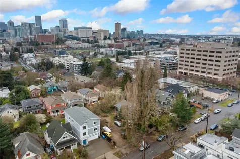 333 17th Avenue Seattle WA 98122