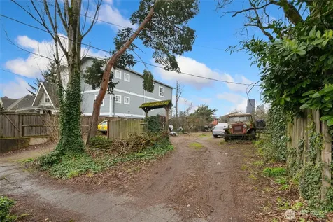 333 17th Avenue Seattle WA 98122