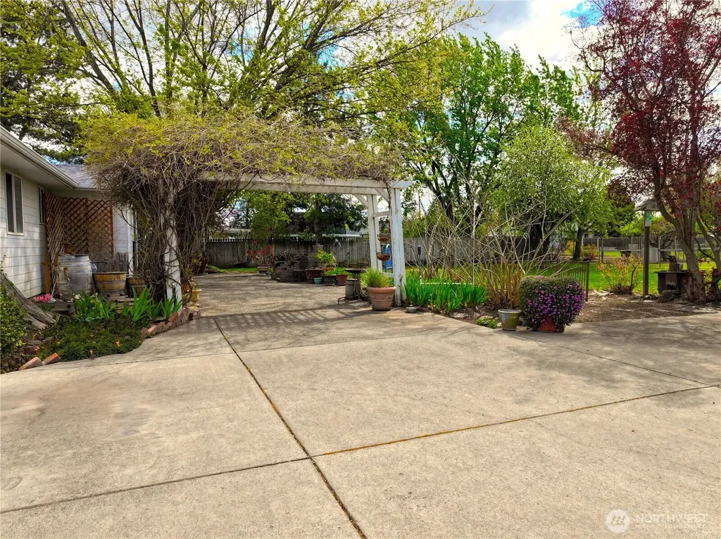 1139 Wallula Avenue Walla Walla WA 99362