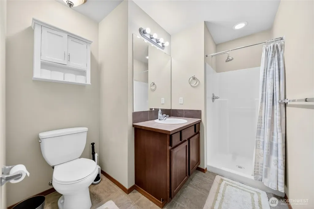 17813 79th Avenue Ct E Puyallup WA 98375