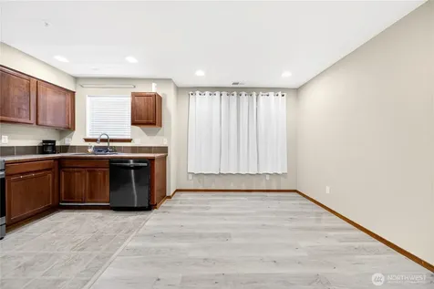 17813 79th Avenue Ct E Puyallup WA 98375