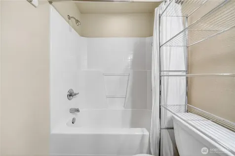 17813 79th Avenue Ct E Puyallup WA 98375