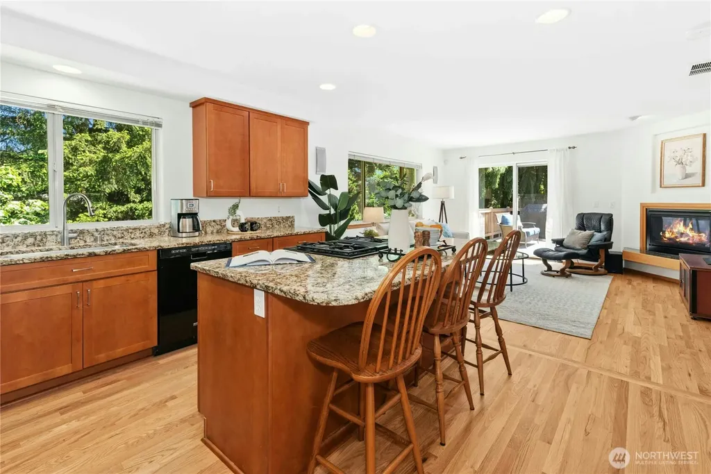 14222 108th Avenue NE Kirkland WA 98034