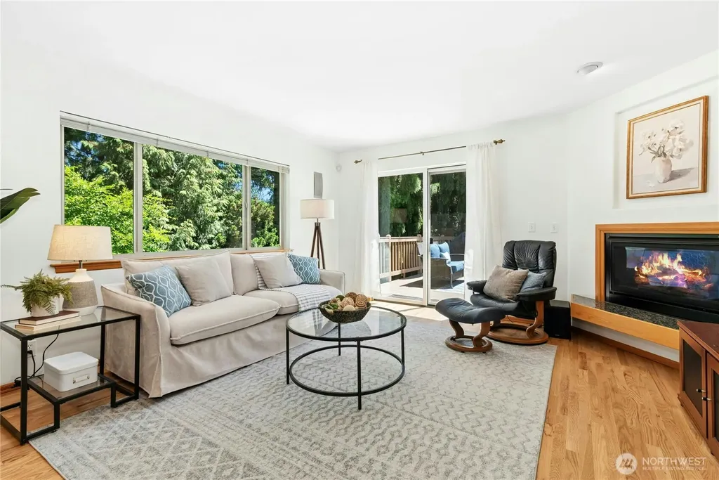 14222 108th Avenue NE Kirkland WA 98034