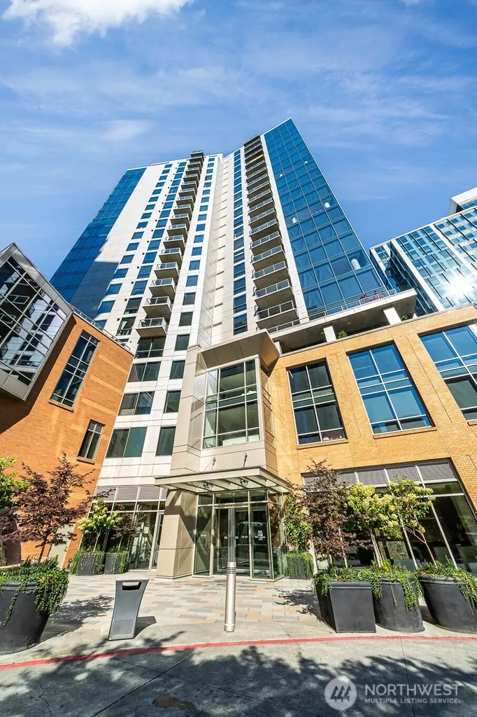 10650 NE 9th Place Bellevue WA 98004