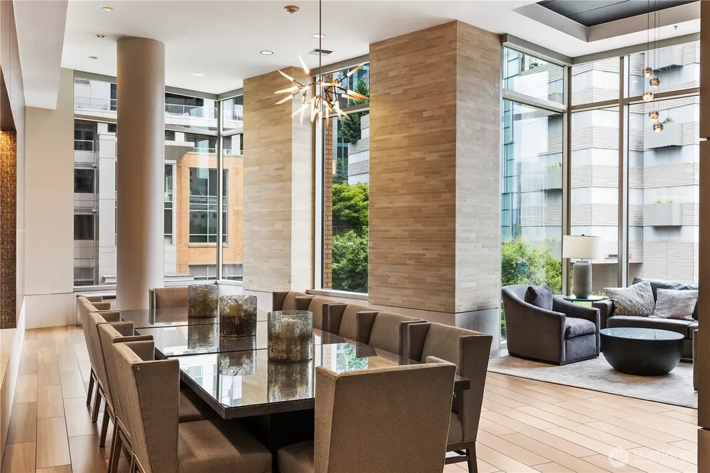 10650 NE 9th Place Bellevue WA 98004