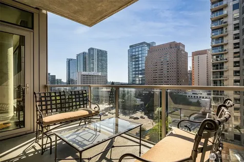 10650 NE 9th Place Bellevue WA 98004