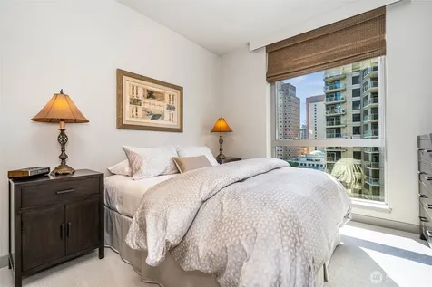 10650 NE 9th Place Bellevue WA 98004