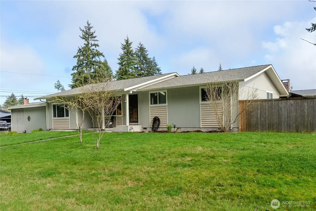 1717 S F Street Port Angeles WA 98363