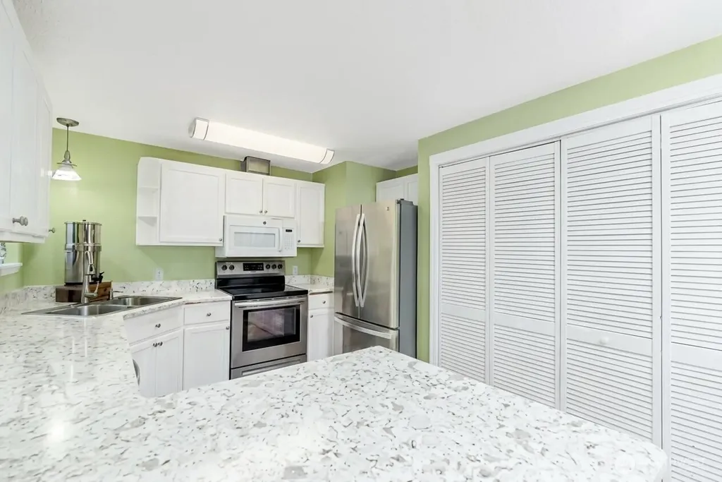 1717 S F Street Port Angeles WA 98363