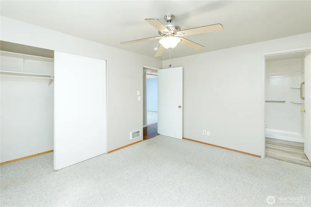 1717 S F Street Port Angeles WA 98363